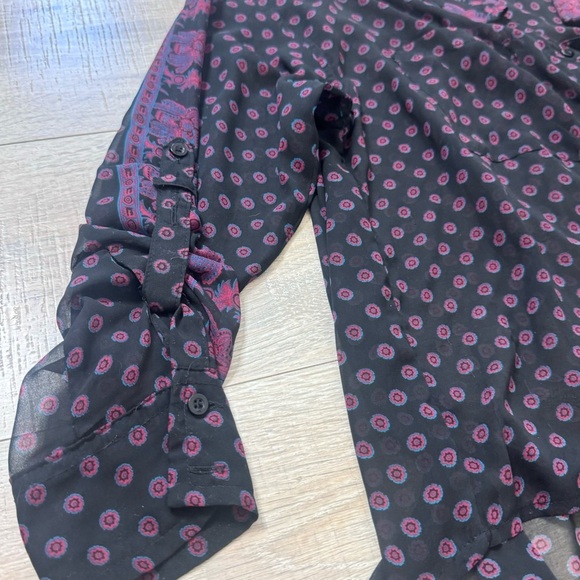 Free People Purple Black Easy Rider Floral
Paisley Button Up Blouse Size Small - Picture 13 of 16
